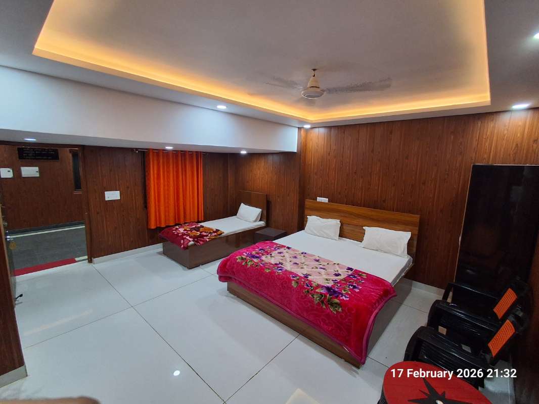 Guest / Special Room – Premium Spiritual Stay in Ayodhya